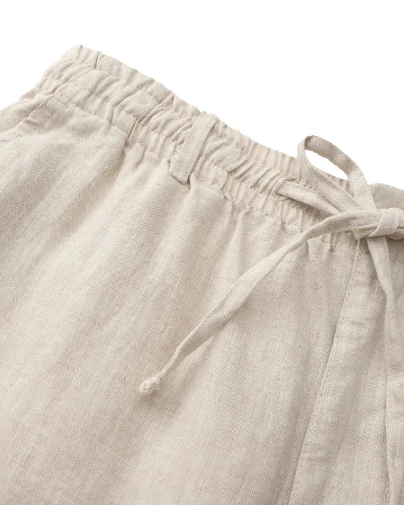 Outfit 4 - Island Life - Iron & Oak
