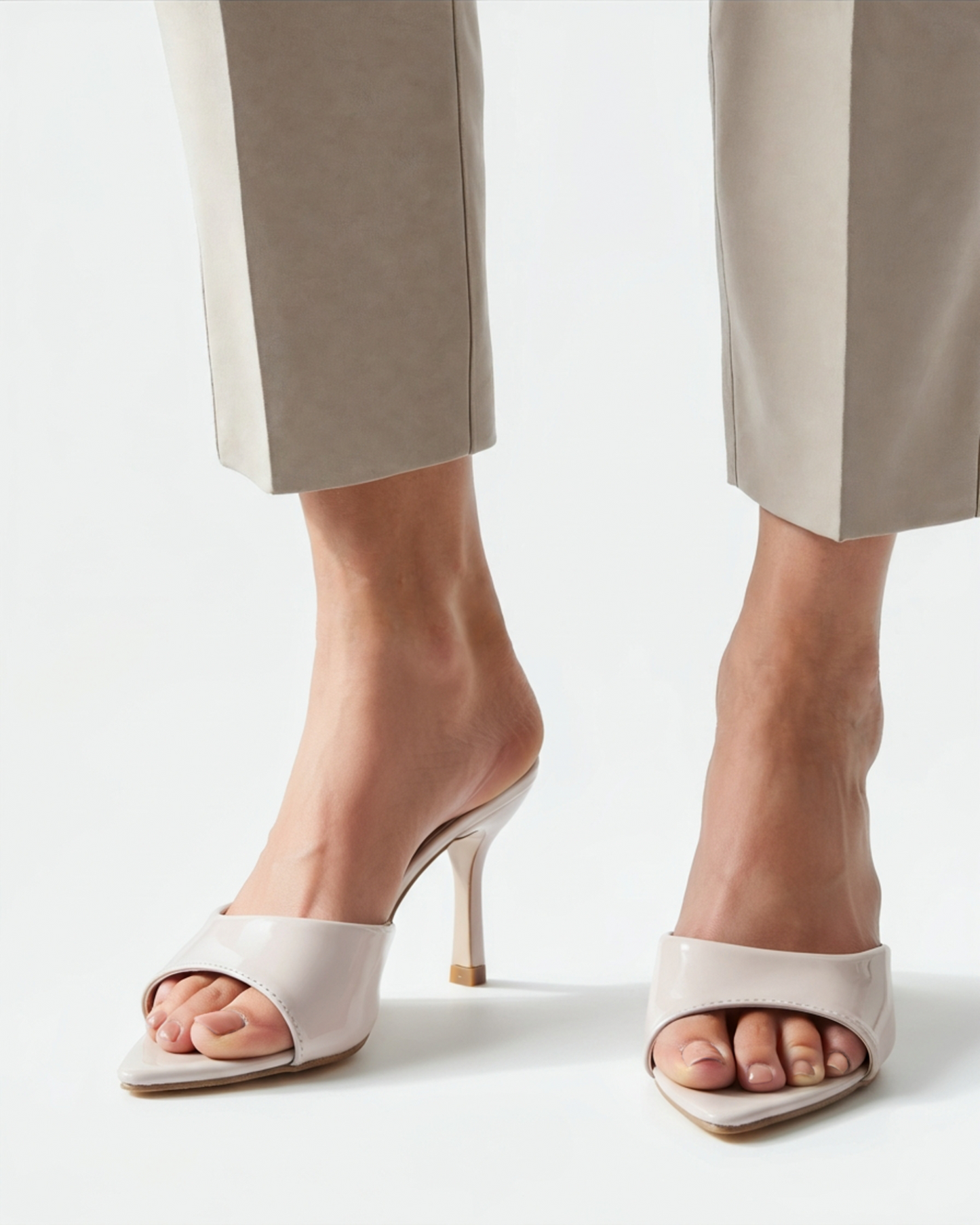 Gia Heels - Iron & Oak