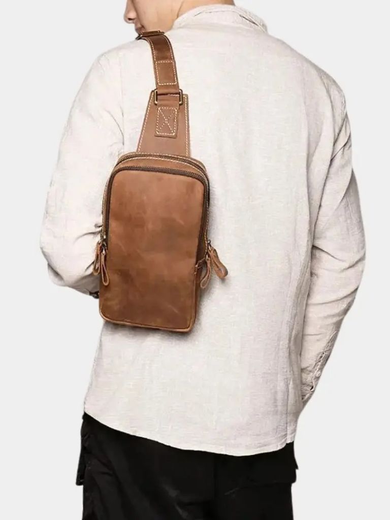 The Vanguard Leather Bag - Iron & Oak